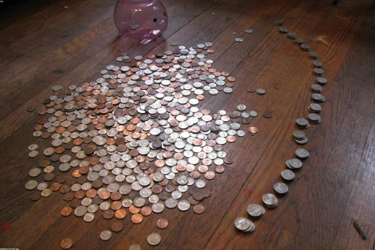 ¿Cómo ahorrar dinero ganando el salario mínimo?